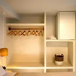 Aotes Apartment