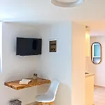Aotes Apartment