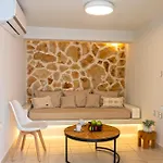Aotes Apartment